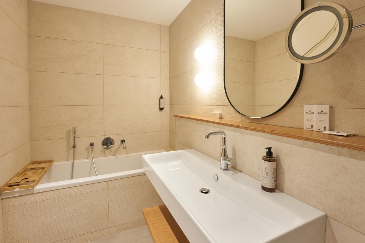 Dolcemente Garni Hotel Superior Изола Екстериор снимка