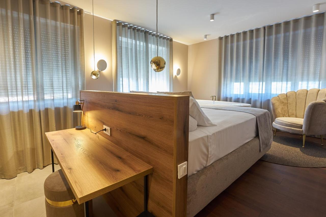 Dolcemente Garni Hotel Superior Изола Екстериор снимка