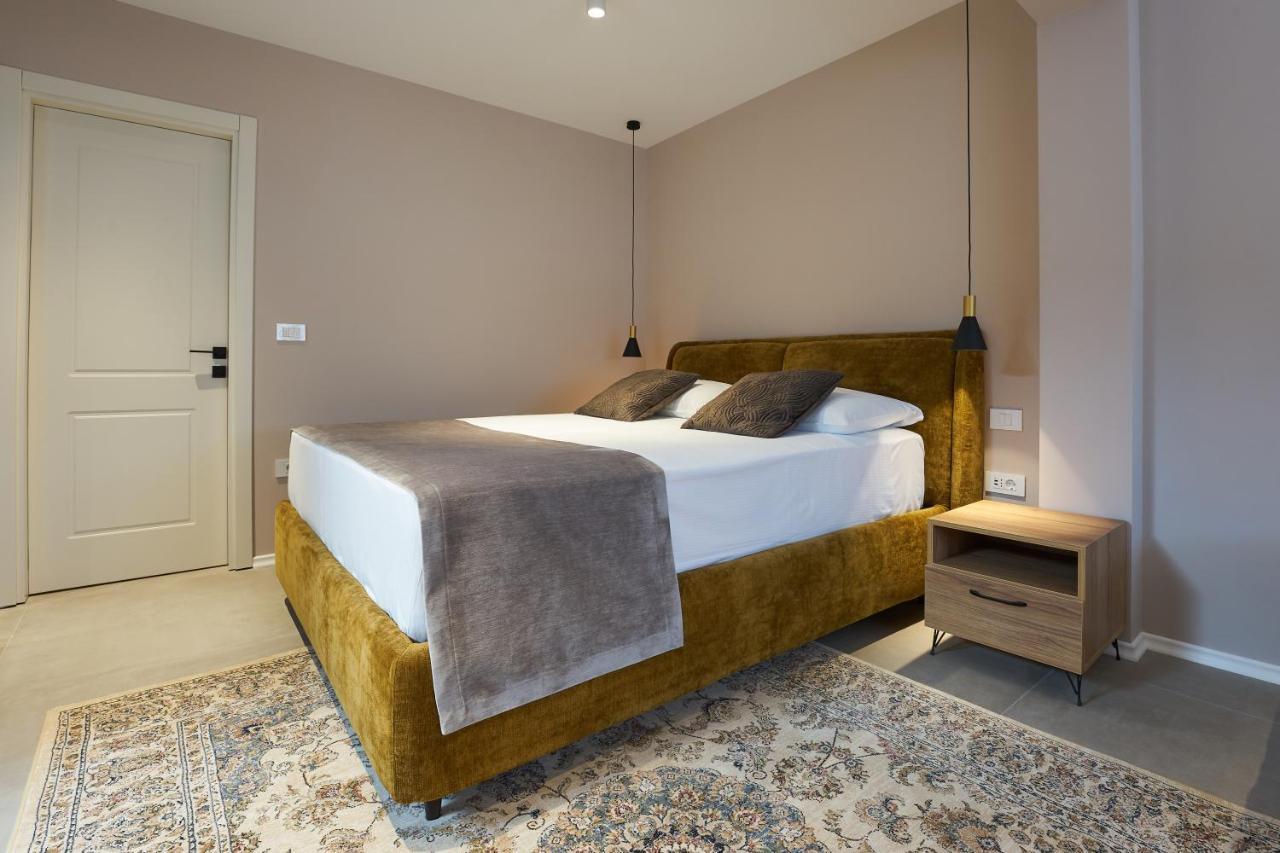 Dolcemente Garni Hotel Superior Изола Екстериор снимка